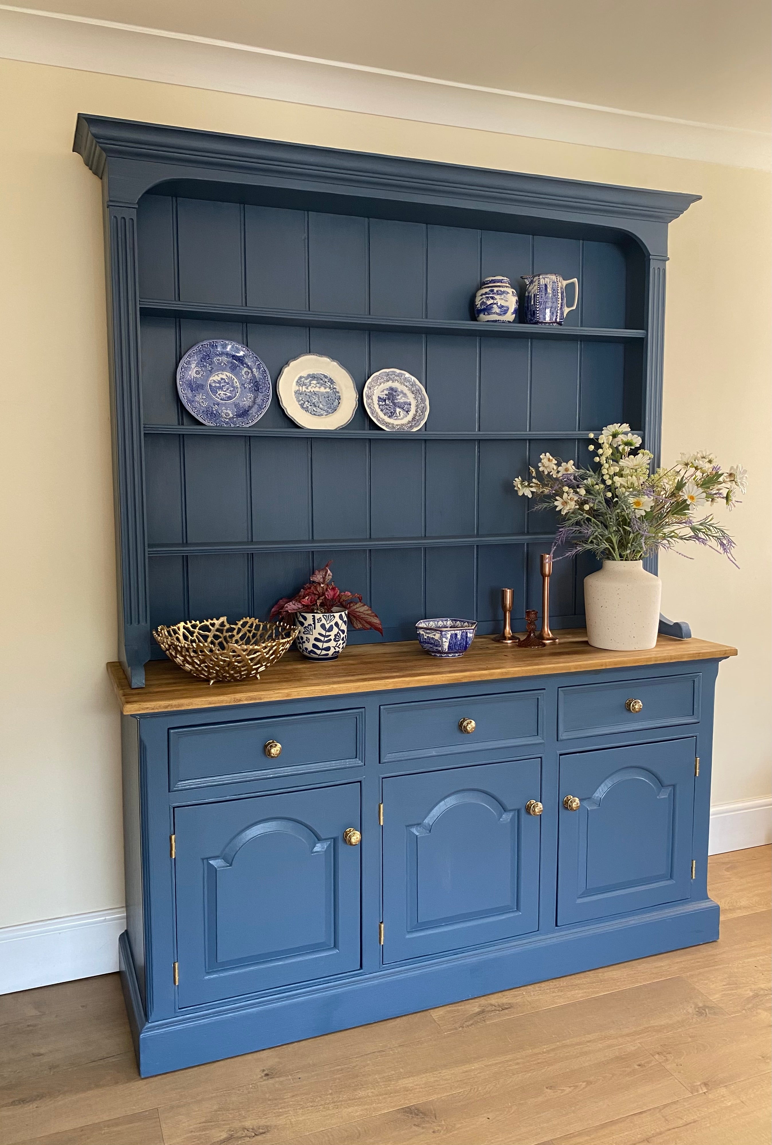 Hand-Painted Rustic Farmhouse Dresser – Vintage Pine in Hicks Blue
