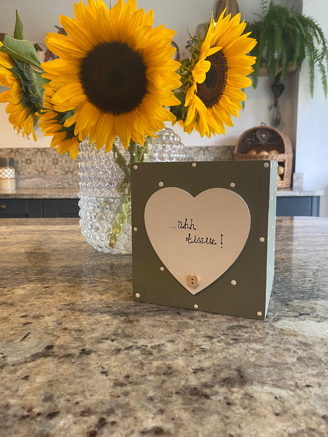 Personalised Hand-Painted Wooden Tissue Box – Custom Wooden Tissue Holder with Polka Dots – Handmade Home Décor Gift