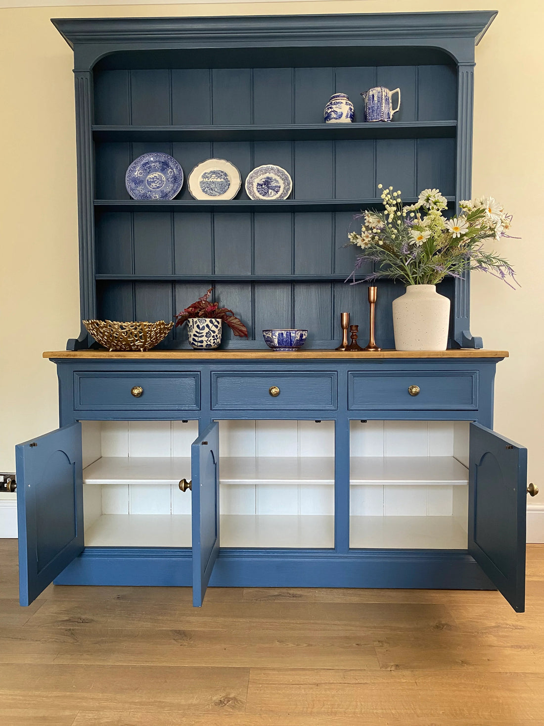 Hand-Painted Rustic Farmhouse Dresser – Vintage Pine in Hicks Blue