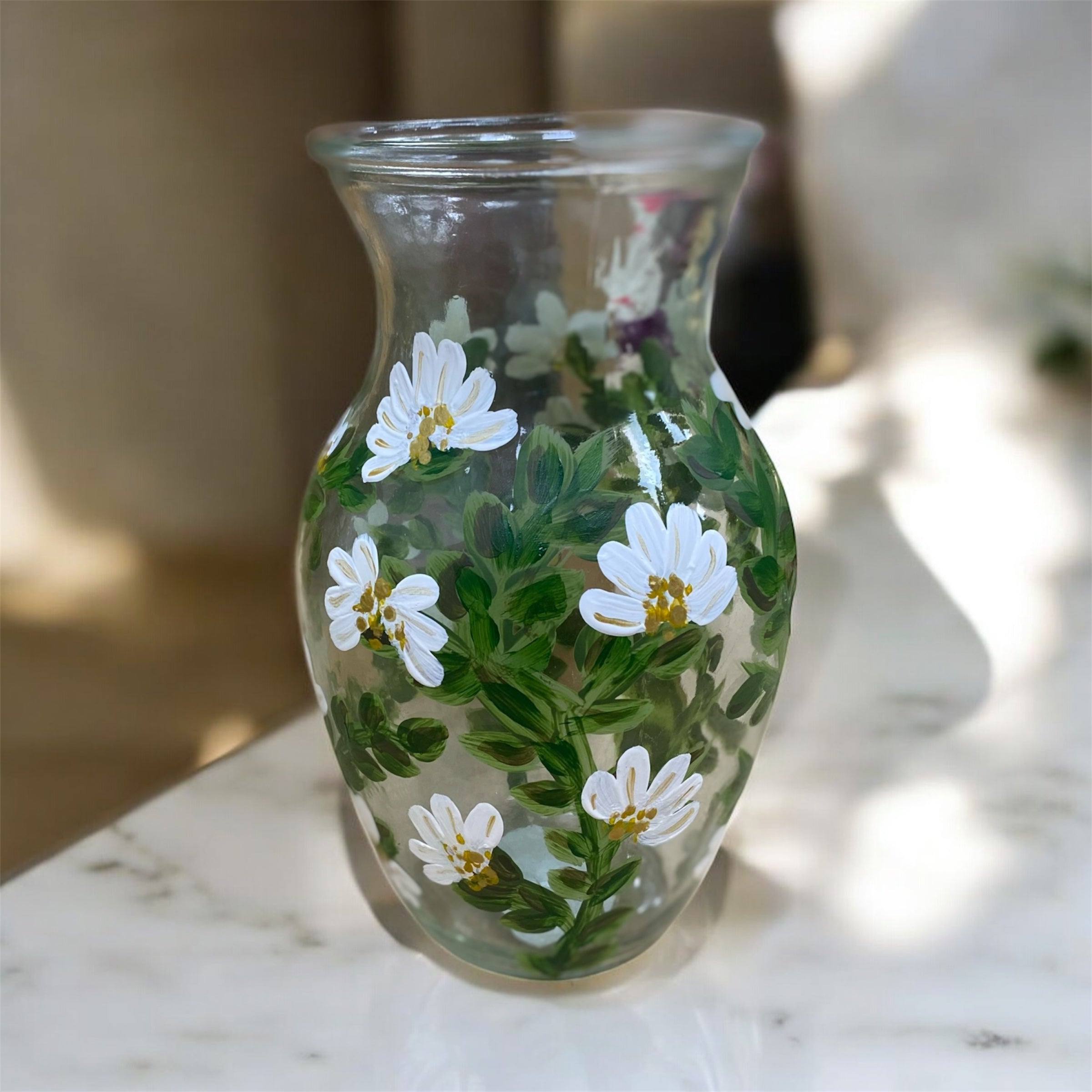 Personalised Hand-Painted Floral Vase Gift – Daisy Design