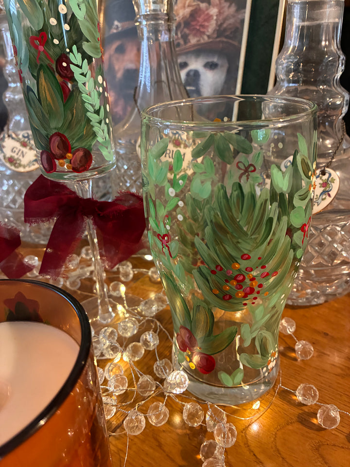 Artisan Hand-Painted Christmas Pint Glass | Luxury Festive Glassware | Christmas Gift